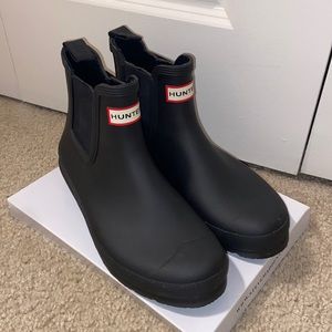 Hunter Ankle Rain Boots - Black / Size 9